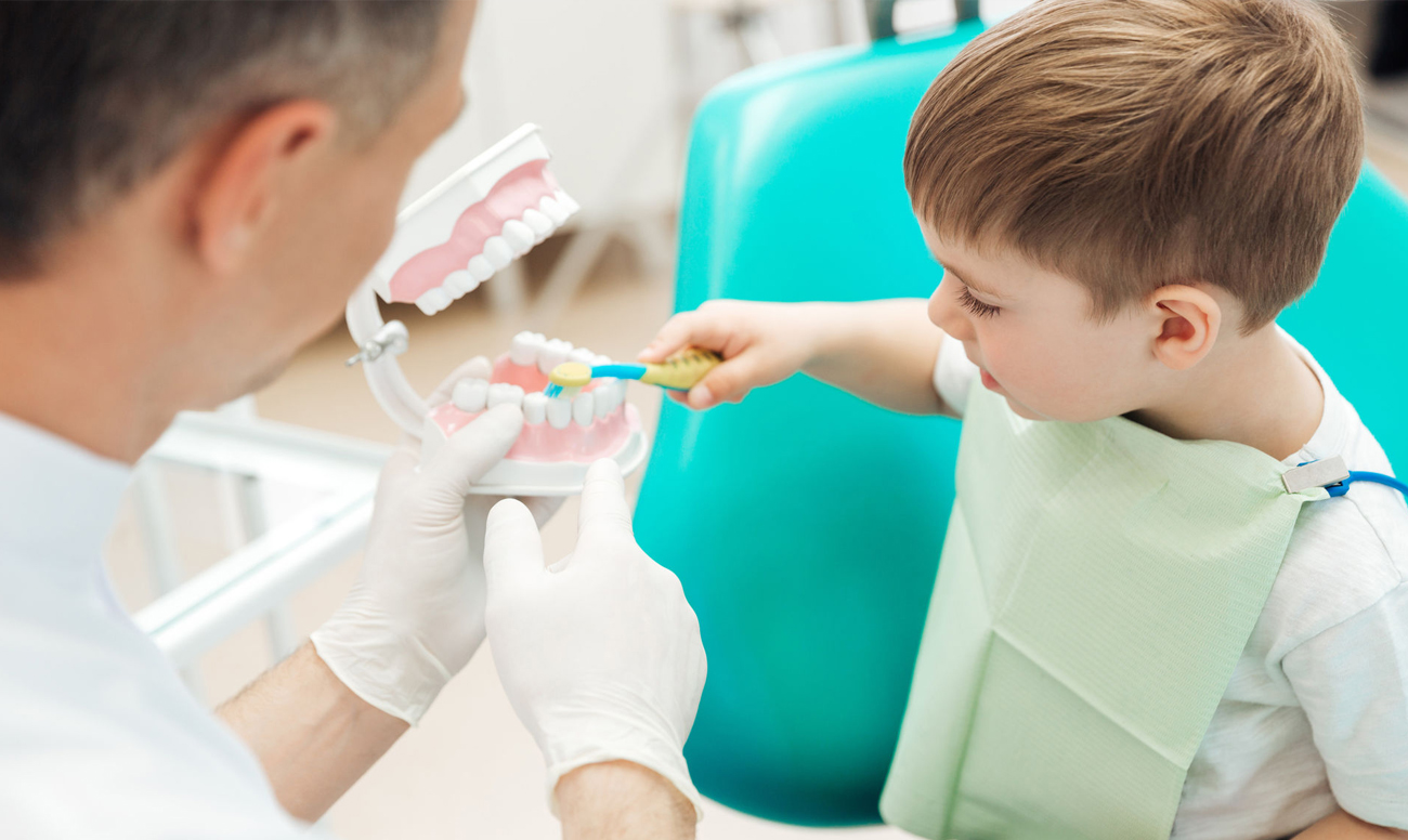 Как защитить детские зубы от кариеса?